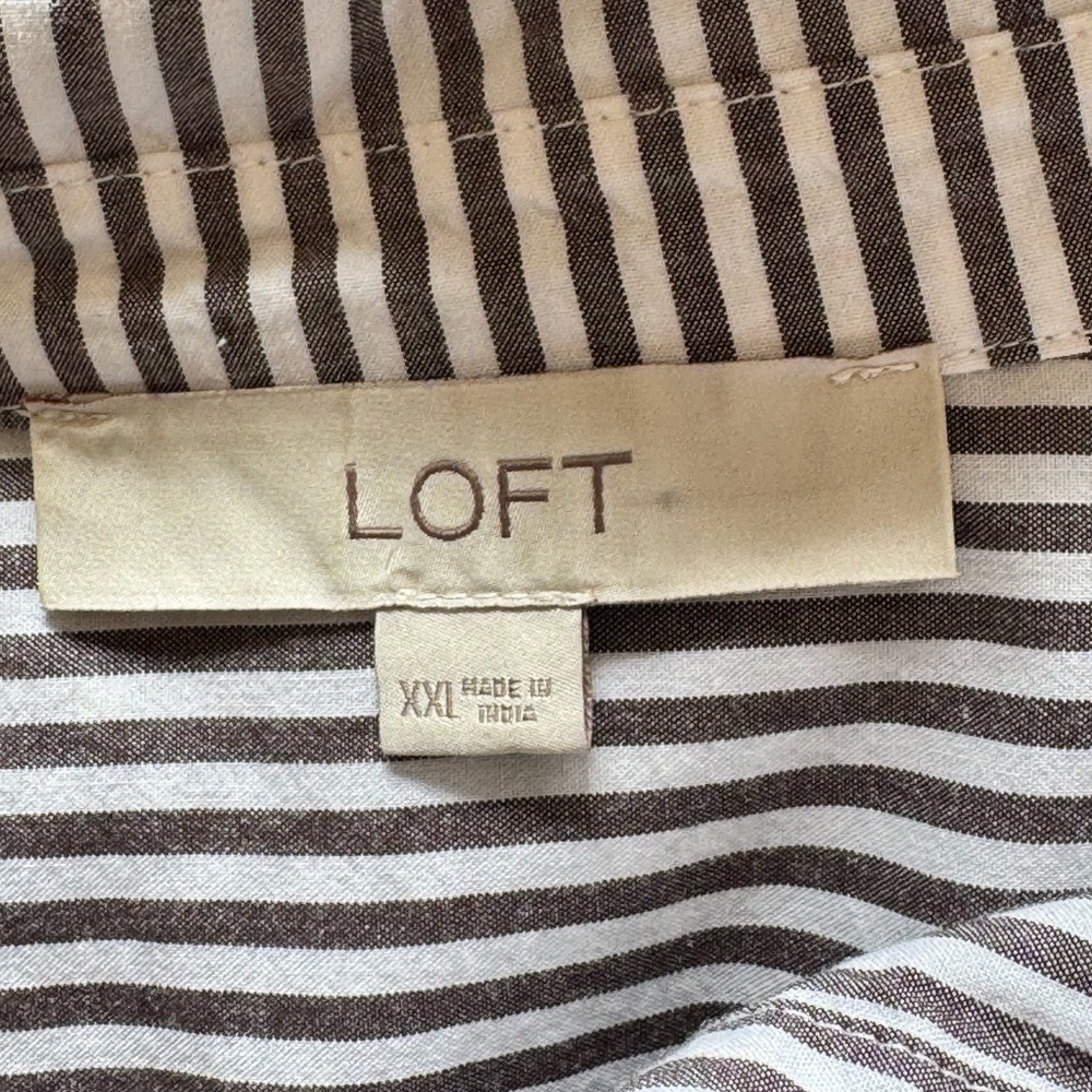 Nwot Loft Button Down - image 4
